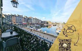 Le Balcon Du Port